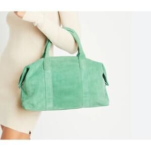 NWT M.I.L.A Ria Pea Green Duffle Bag Purse One Size Casual comfort everyday